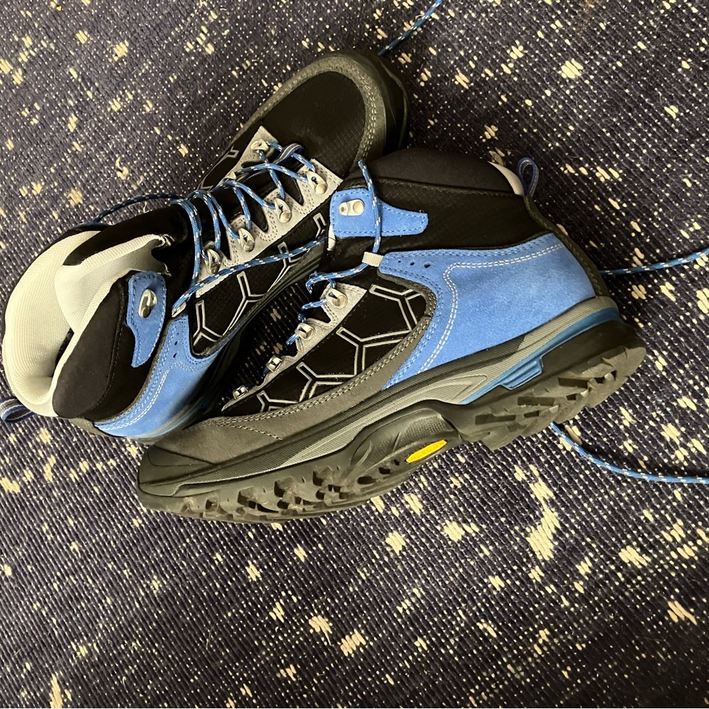 Asolo Falcon GV men’s 9.5 NWOT